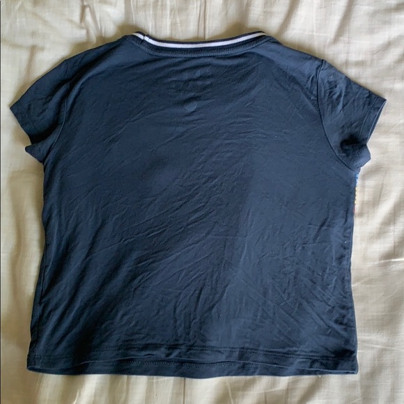 Crop top - Picture 2 of 4